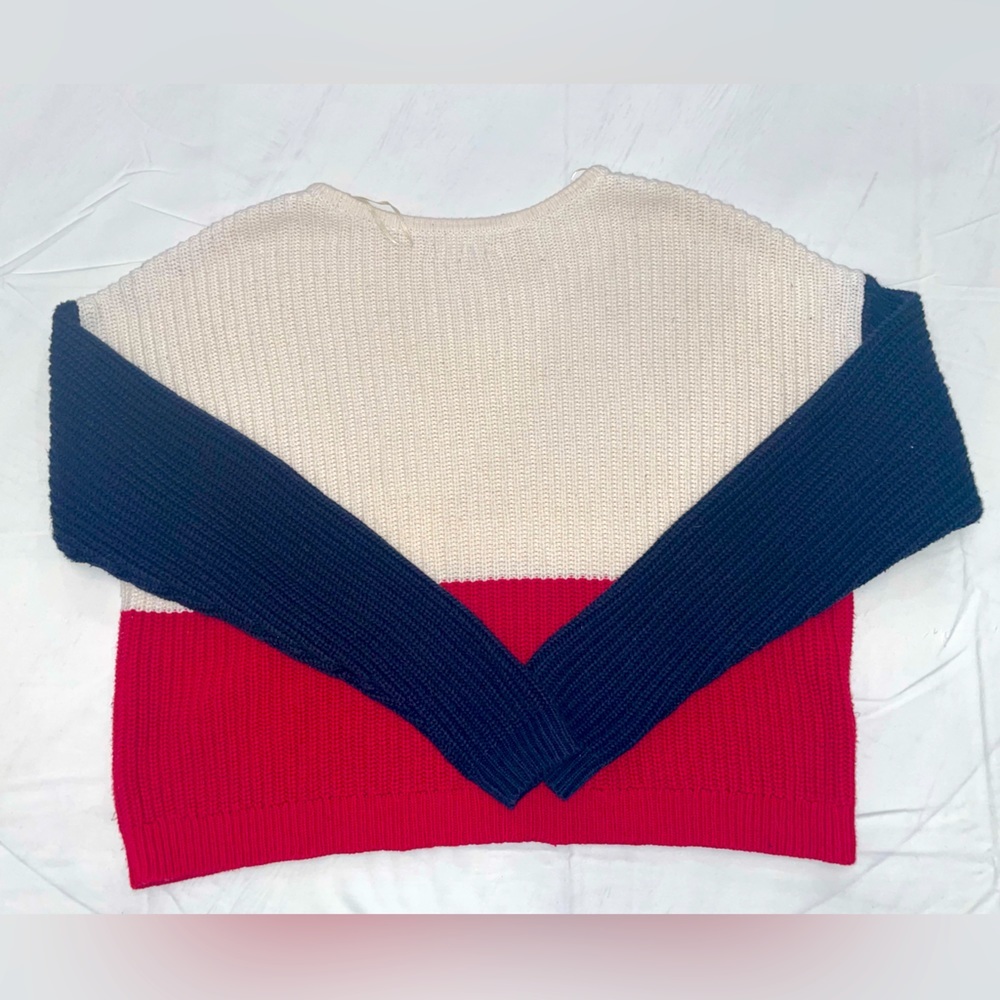 LA Hearts Sweater - Picture 2 of 6